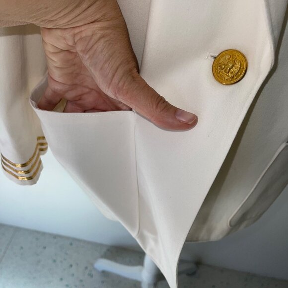 Miss Sophisticates By Pendleton Womens Two Piece Skirt Suit Size 12 White Classi - Picture 7 of 16